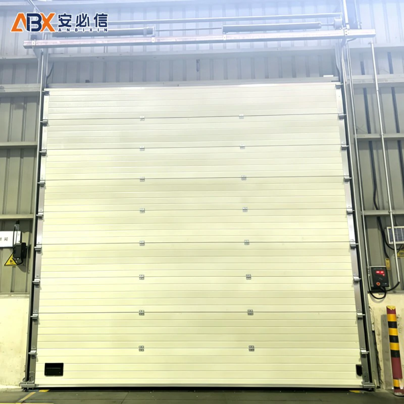 云浮铝板提升门